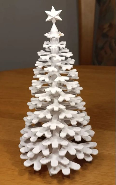 Árvore de flocos de neve impresso em 3D