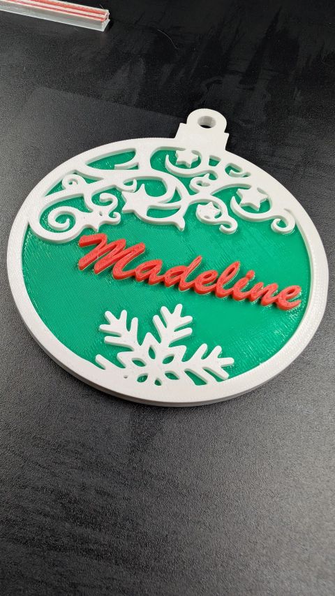 Bola de Natal com nome impresso em 3D